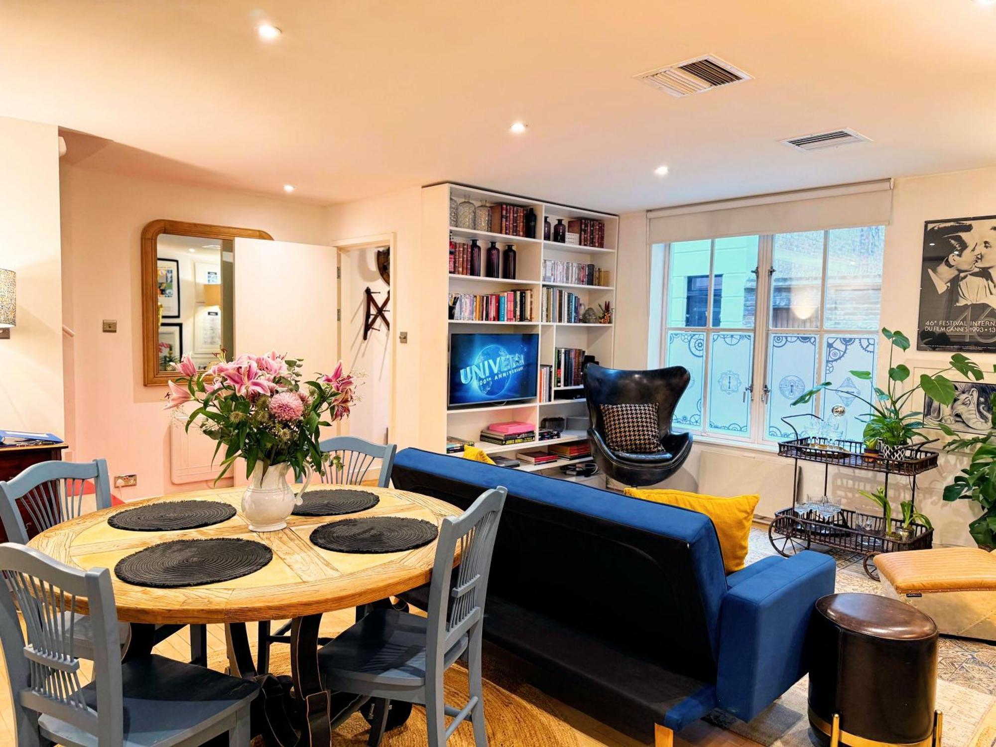 Spacious West End Duplex Apartment, W1 Central London Exterior photo